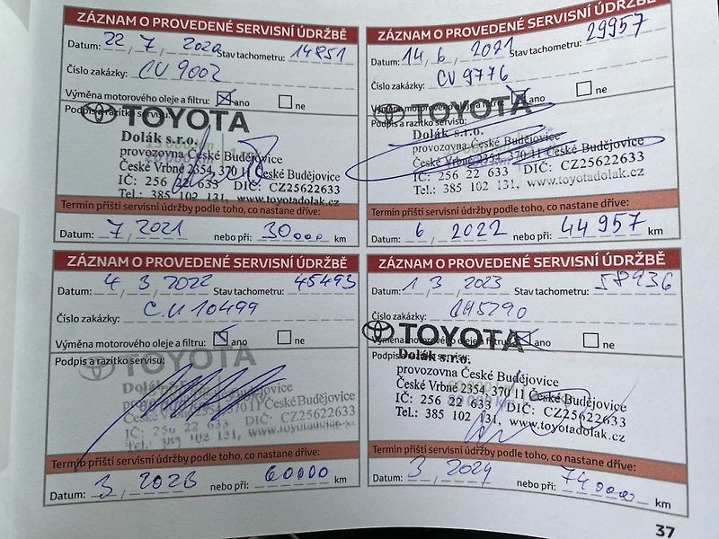 Toyota Auris 1.6i, ČR, Active, záruka - fotka 14 z 26
