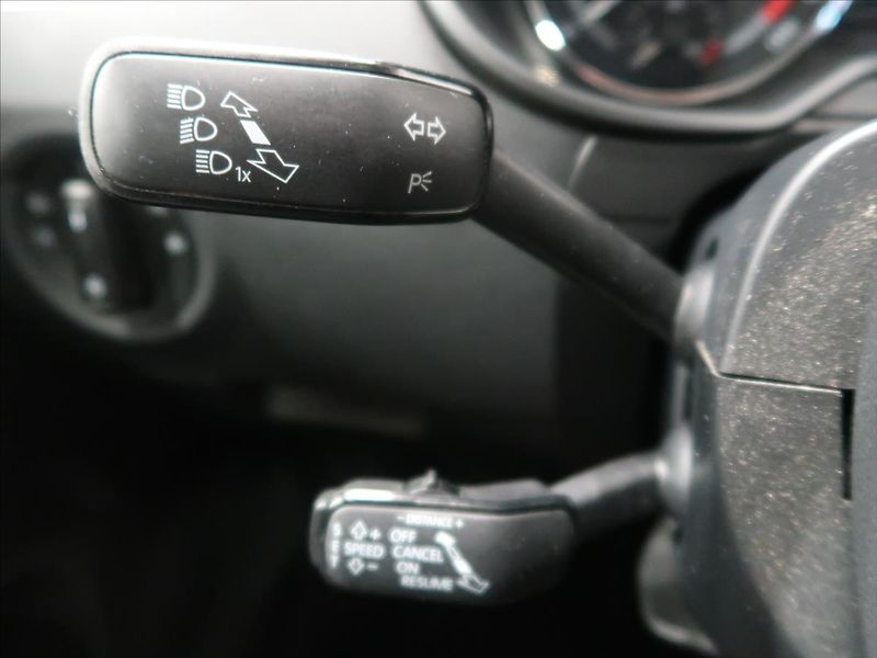 Škoda Octavia 2,0 TDI 135KW DSG SCOUT TOP! - fotka 21 z 39