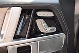 Mercedes-Benz Třídy G (2024) G63Manufa/Mat.šedá/dvoubarevná - náhled 9