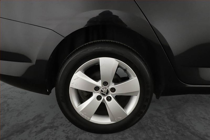 Škoda Fabia (2018) 1.0 TSI, ČR,1.maj - fotka 11 z 13