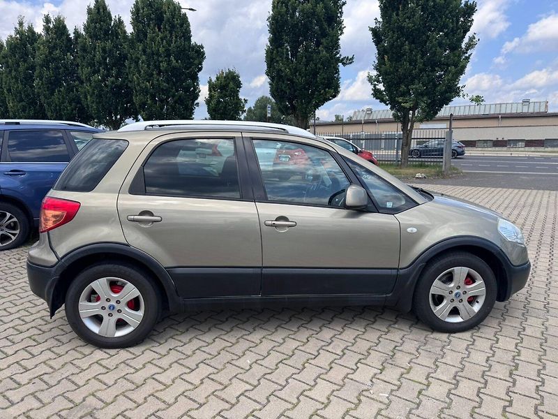 Fiat Sedici (2008) AUTOMAT 1,6i 79 KW SUZUKI SX4 - fotka 6 z 33