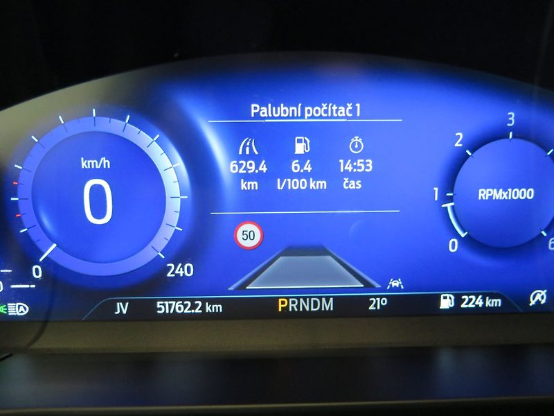 Ford Kuga (2021) 1.5TDCi,navi,360°,ST Line - fotka 6 z 50
