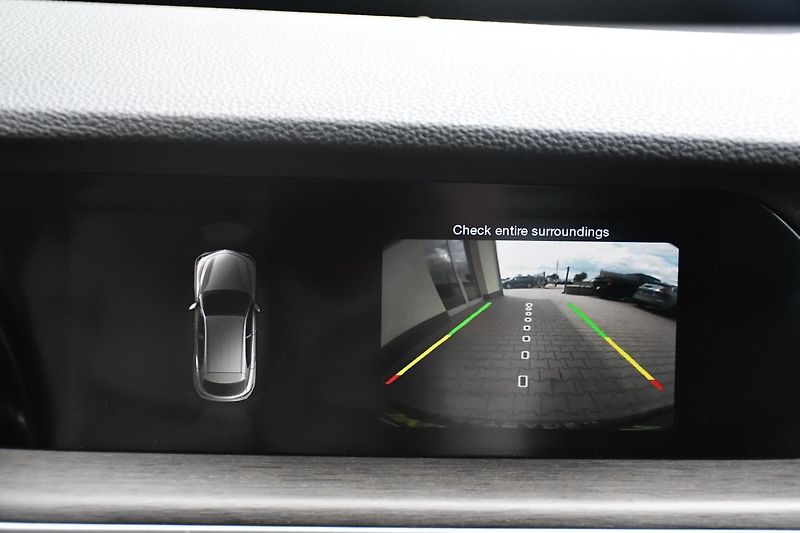 Alfa Romeo Stelvio 2.0 206kW Q4 VELOCE - fotka 31 z 35