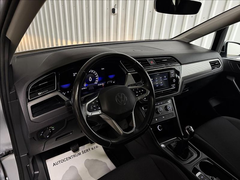 Volkswagen Touran 2.0TDI 2XKOLA 1MAJITEL 84KM! - fotka 15 z 37