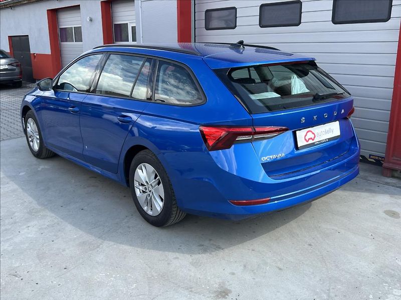 Škoda Octavia 2,0 TDi Ambition LED záruka - fotka 3 z 28