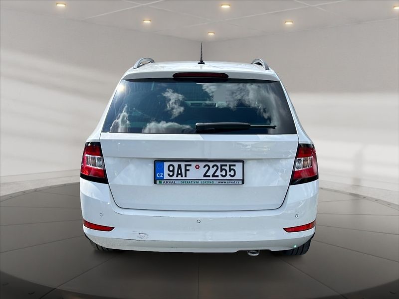 Škoda Fabia 1,0 TSI 70 Ambition - fotka 5 z 11