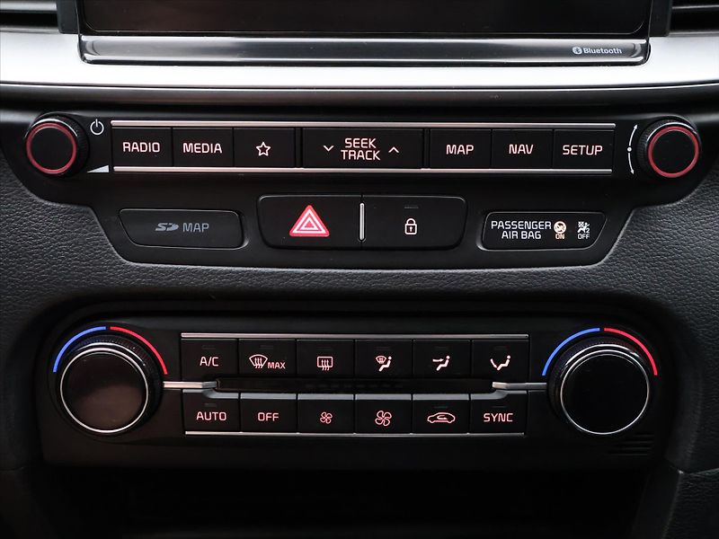 Kia Ceed 1.0 T-GDi 88kW GT-Line CZ - fotka 19 z 27