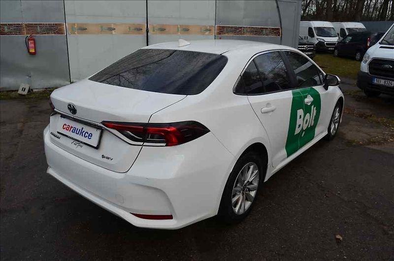 Toyota Corolla (2024) 1,8 HYBRID - fotka 4 z 15