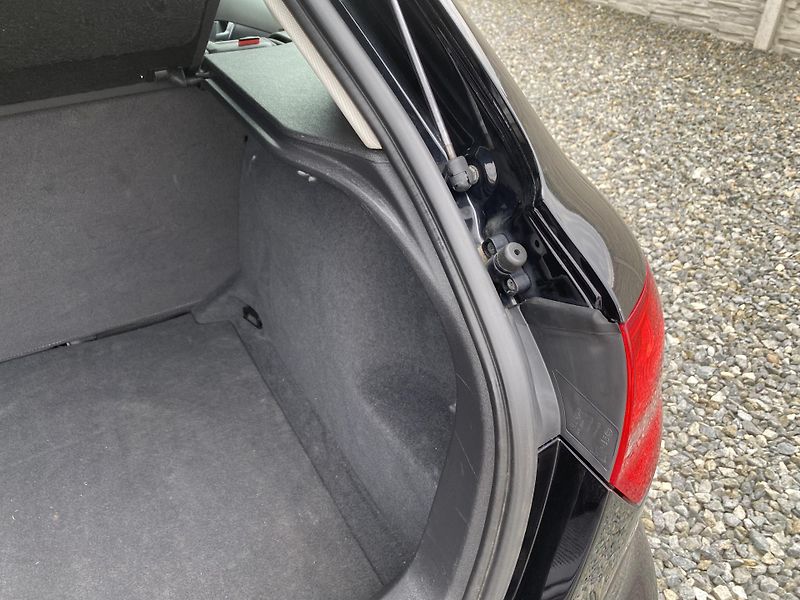 Audi A3 1.6TDi 105PS S-TRON 150TKM CZ! - fotka 108 z 150