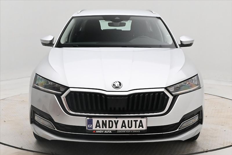 Škoda Octavia 2,0 TDI 110kW DSG Style Záruka - fotka 2 z 26