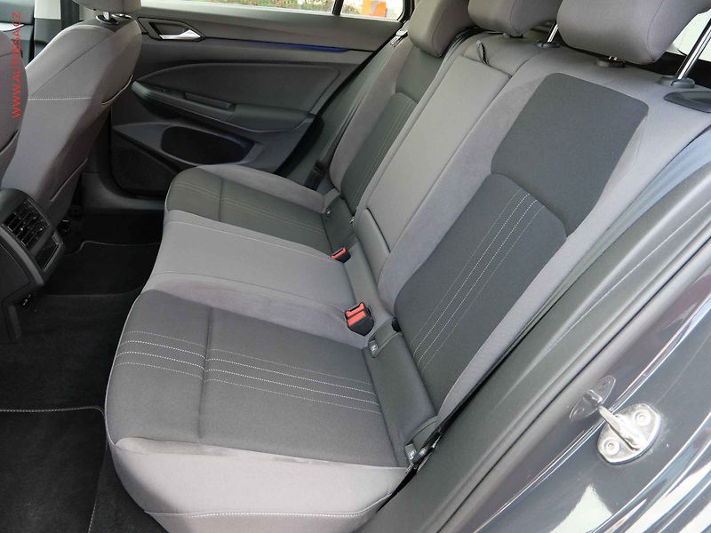 Volkswagen Golf (2022) 2.0 TDi 4x4, Alltrack, DSG - fotka 10 z 25