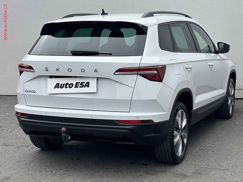 Škoda Karoq (2023) 1.5 TSi, Style, TZ, Webasto - fotka 4 z 18