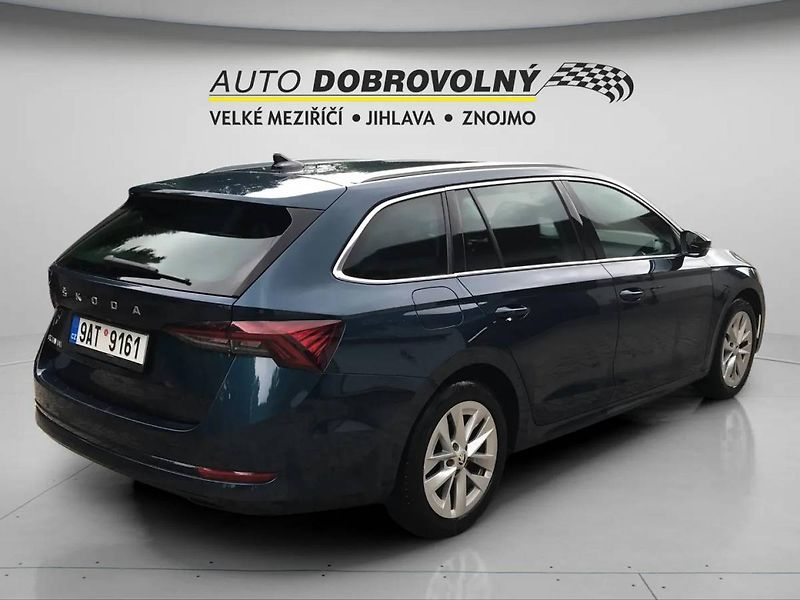 Škoda Octavia Combi 2,0TDI 110kW DSG/P9161 - fotka 7 z 16