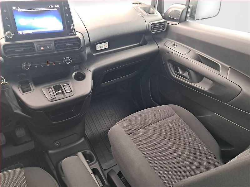 Toyota ProAce City (2024) Maxi 1.5 D-4D, 5Míst, 756kg - fotka 8 z 19