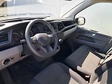 Volkswagen Transporter (2023) 6.1 Kombi 2.0 TDI TDI / 110 KW - náhled 17
