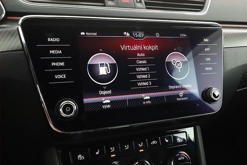 Škoda Superb (2020) Sportline iV 1.4 TSI PHEV - fotka 17 z 31