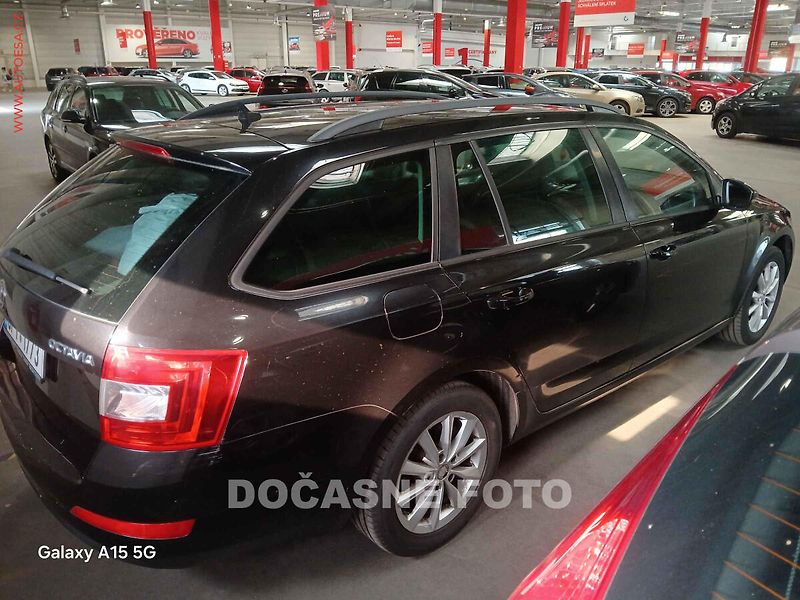 Škoda Octavia (2016) 2.0 TDi - fotka 2 z 3