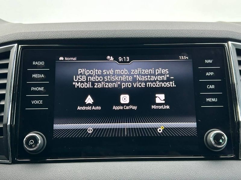Škoda Karoq (2022) 1.5 TSI 110 kW Tažné Matrix - fotka 15 z 30
