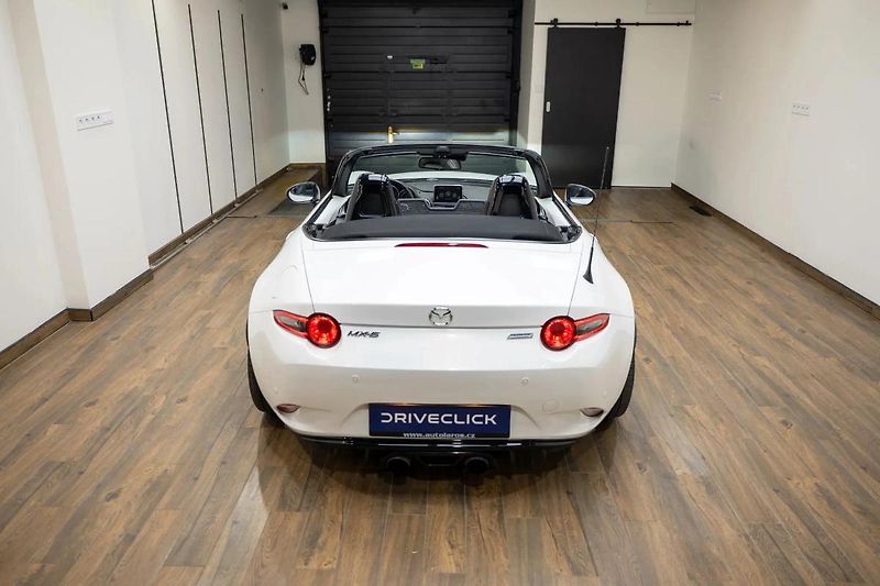 Mazda MX-5 2.0 118 kW RWD 6MT - fotka 5 z 29