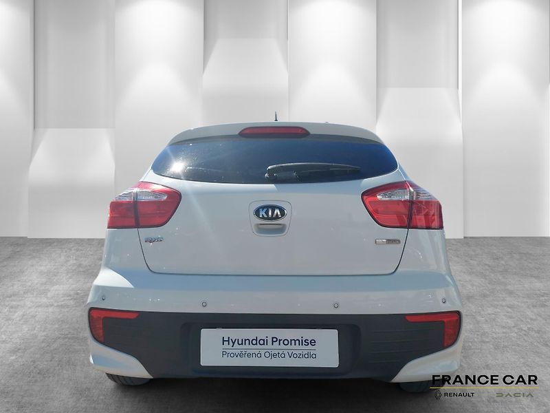 Kia Rio (2016) 1,25 CVVT 61 kW TOP - fotka 6 z 24