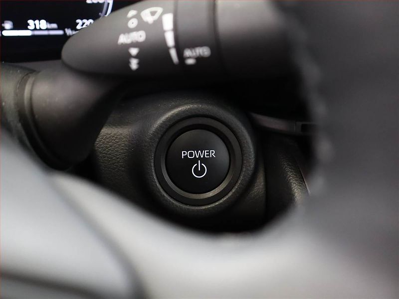 Toyota C-HR (2024) 1.8 Hybrid - fotka 20 z 21