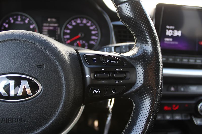 Kia Stonic 1.2 DPI GT LINE NAVIGACE ČR - fotka 15 z 24