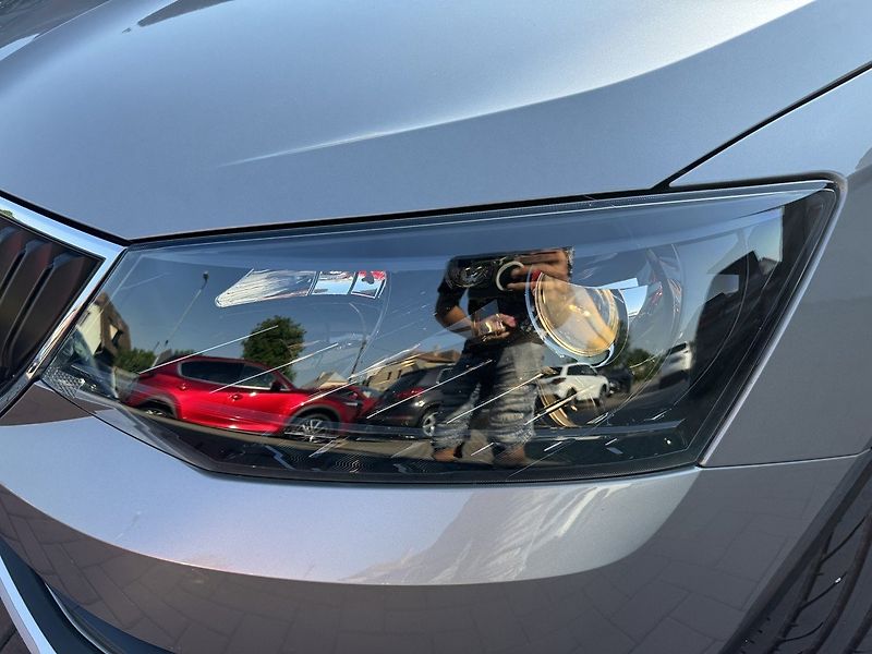 Škoda Fabia (2016) 1.2TSi Scout Digi Klima - fotka 31 z 44