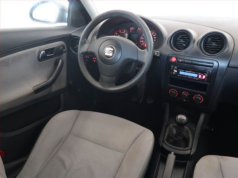 Seat Ibiza (2004) 1.2 12V, ČR,1.maj, Serv.kniha - fotka 7 z 12