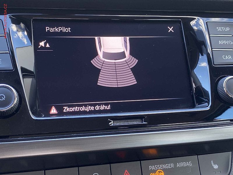 Škoda Fabia (2021) 1.0 TSi, 1.maj,ČR, Style - fotka 17 z 19
