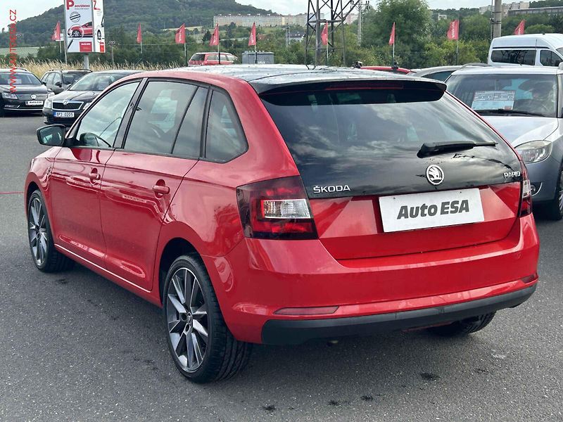 Škoda Rapid (2014) 1.2TSI, ČR, Xenon, panor. - fotka 6 z 17