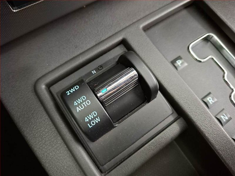 Jeep Cherokee (2010) 2.8 CRD, 4X4, Automat - fotka 18 z 20
