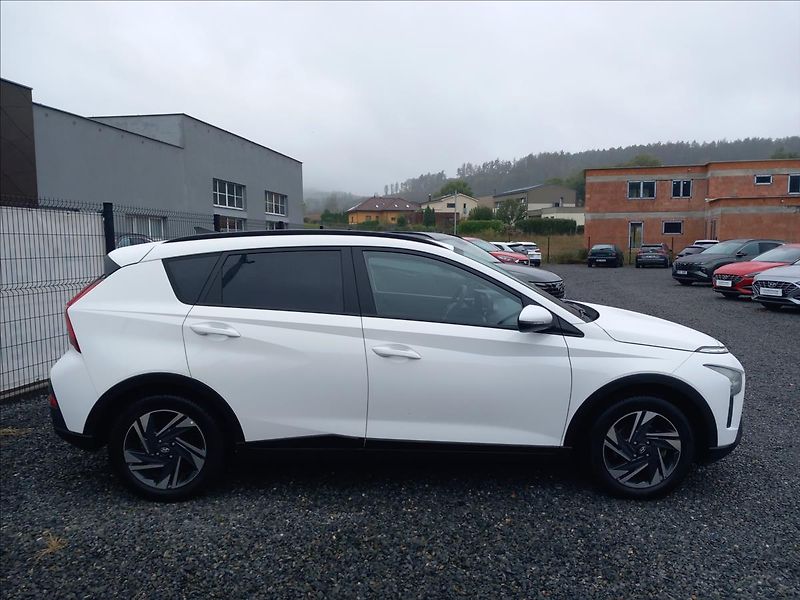 Hyundai Bayon 1,0 T-GDI DCT SMART CLIMATE - fotka 4 z 12