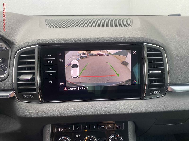 Škoda Karoq (2018) 1.5 TSi, Style, DSG, LED - fotka 18 z 20