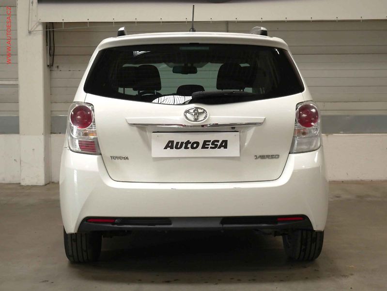 Toyota Verso (2016) 1.6 D-4D, ČR, servis.kniha - fotka 5 z 20