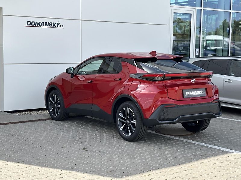 Toyota C-HR STYLE 1,8 HEV AT - fotka 4 z 14