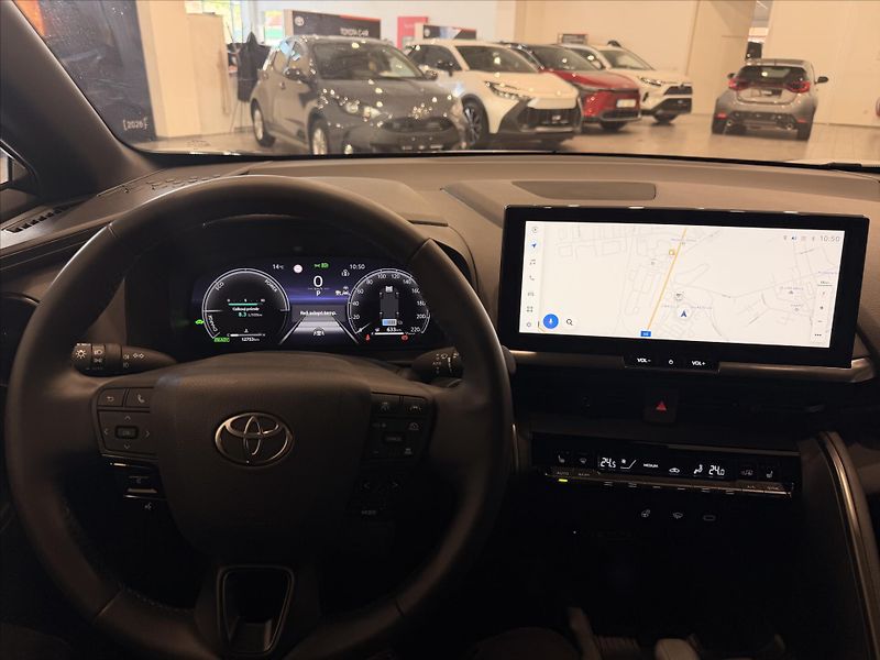 Toyota C-HR 1,8 Style  (140k) Hybrid - fotka 14 z 15