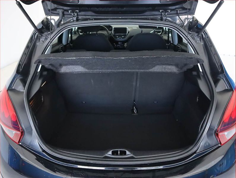 Peugeot 208 (2017) Allure 1.2 PureTech - fotka 14 z 18
