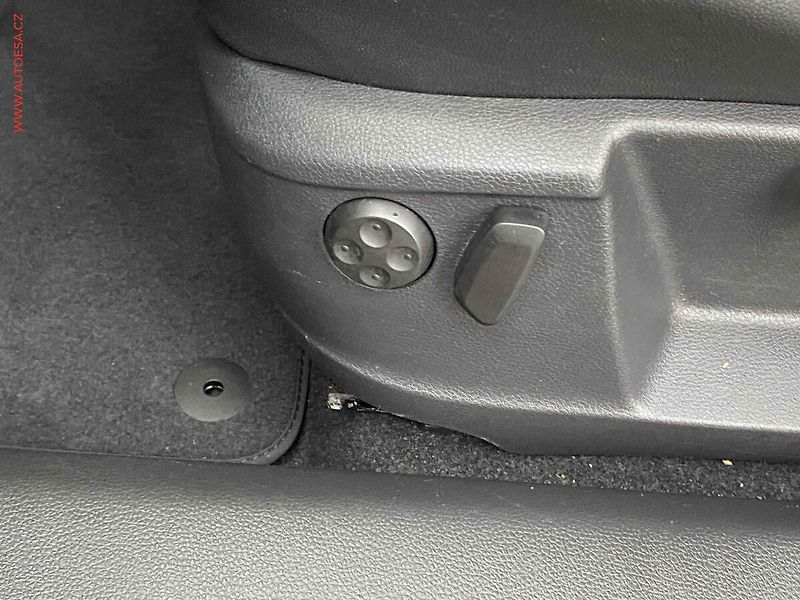 Volkswagen Sharan (2017) 1.4 TSi, Highline, TZ - fotka 12 z 20