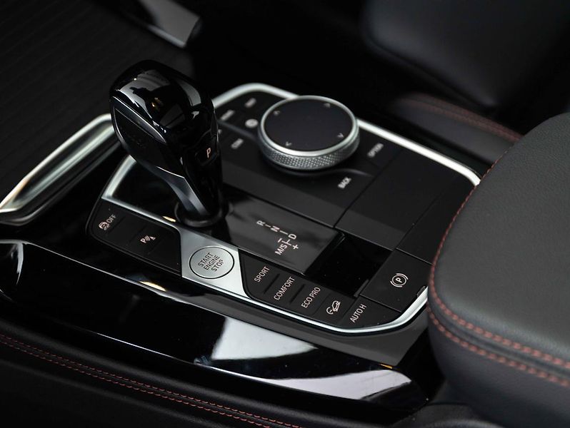 BMW X4 xDrive30d - fotka 15 z 24
