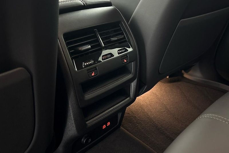 BMW X5 xDrive40d - fotka 14 z 18