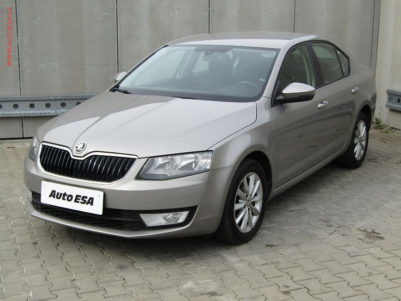 Škoda Octavia (2014) 1.4 TSi, Ambition, DSG - fotka 3 z 16