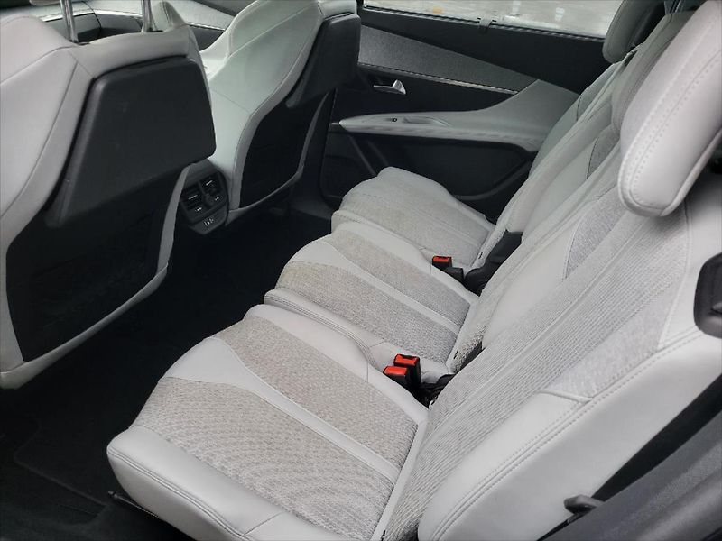 Peugeot 5008 1,5 - fotka 2 z 13