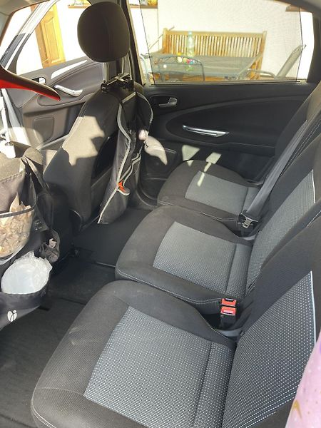 Ford S-MAX (2012) Ford S-MAX 1,6 EcoBoost 118kW/ - fotka 9 z 16