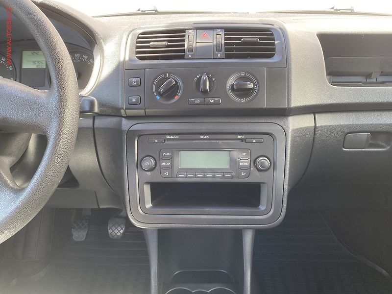 Škoda Fabia (2011) 1.2 TSi, ČR, Active - fotka 12 z 17