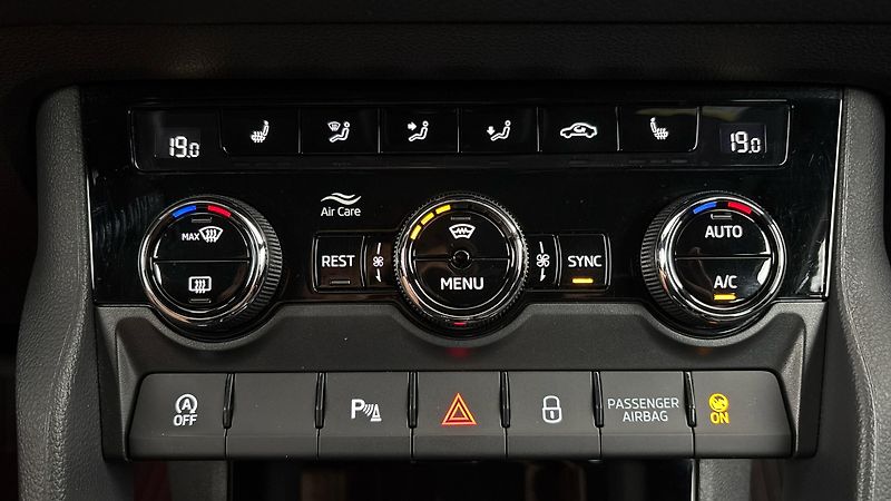Škoda Kodiaq 2.0 TDI DSG 4x4 Sportline - fotka 13 z 30