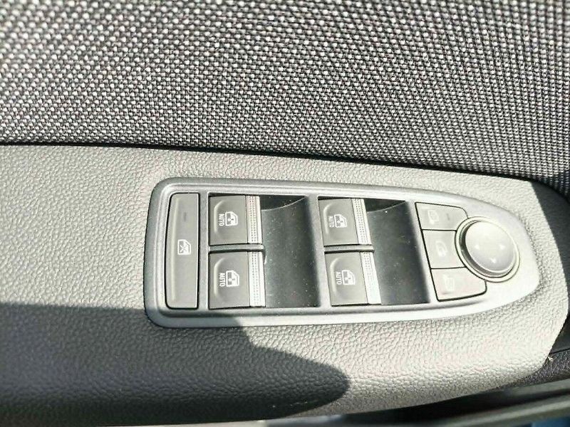 Renault Symbioz (2026) techno mild hybrid 140 - fotka 21 z 27