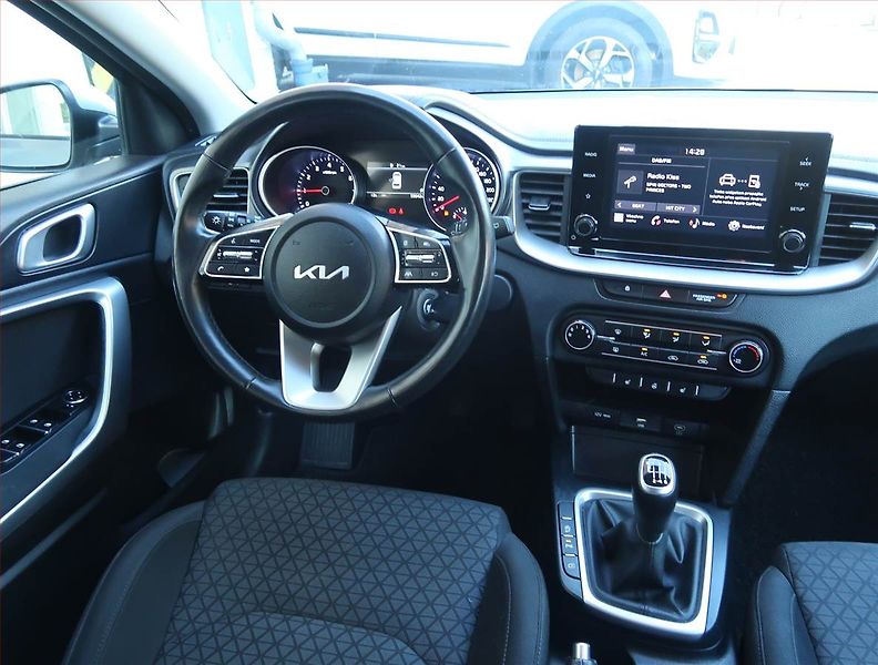 Kia Ceed (2023) Spin 1.0 T-GDI, SPIN, DPH - fotka 7 z 15