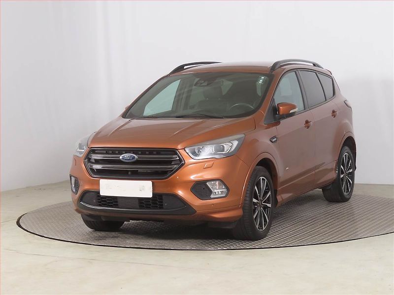 Ford Kuga (2018) ST-Line 1.5 EcoBoost, 4X4 - fotka 2 z 17