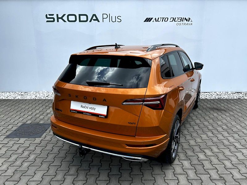 Škoda Karoq (2025) 2.0 TDI 110kW 4x4 DSG Sportlin - fotka 2 z 35
