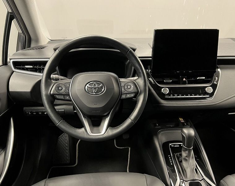 Toyota Corolla 1.8 Hybrid AT EXECUTIVE - fotka 5 z 16